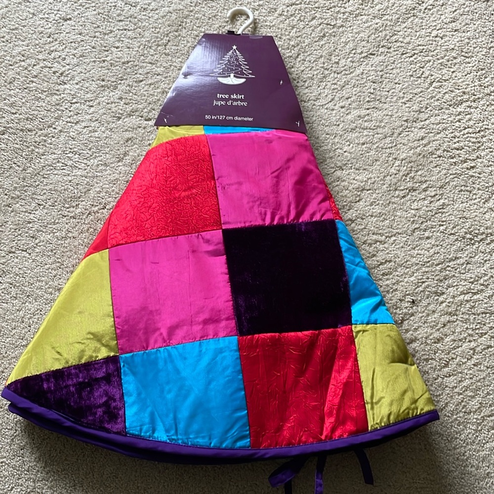 Pier1 Christmas tree skirt